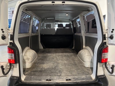 VW Transporter TDi 140 Kombi kort