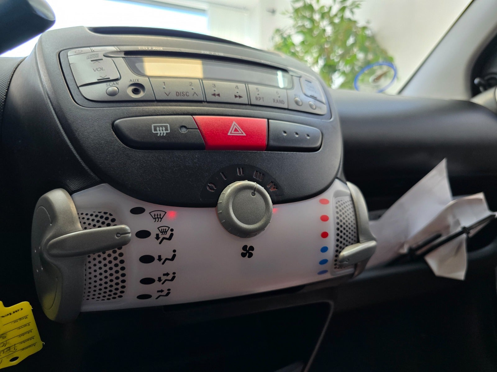 Billede af Peugeot 107 1,0 White