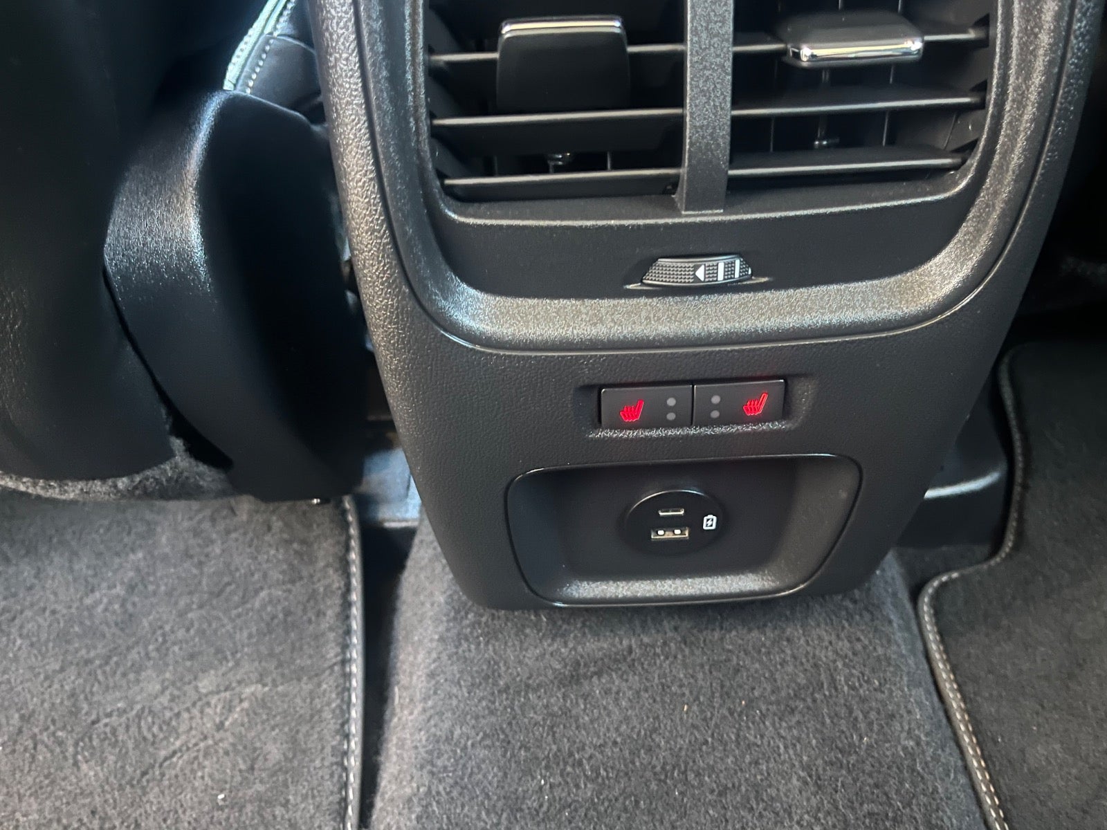 Billede af Ford Kuga 2,5 PHEV Vignale CVT