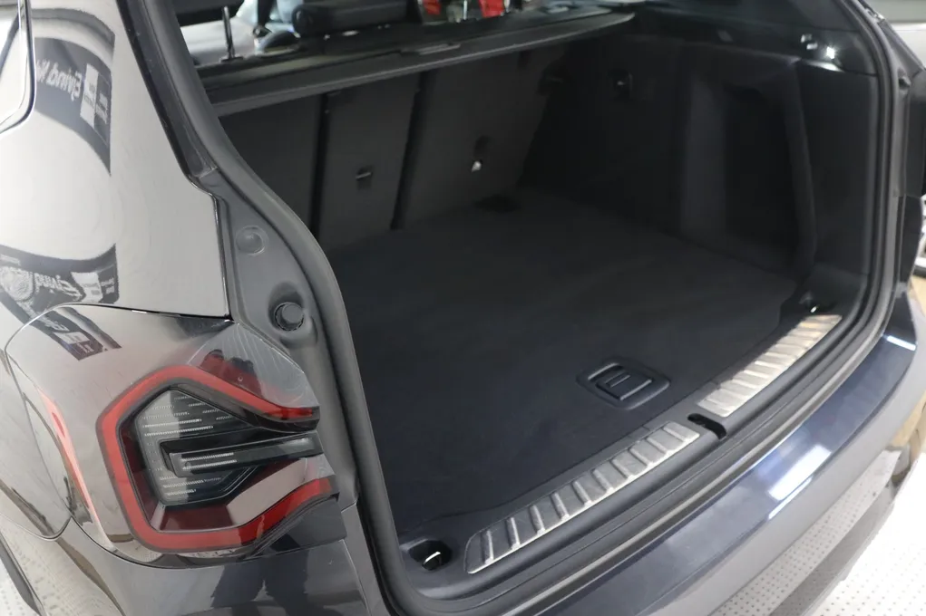 BMW iX3 Charged Plus M-Sport