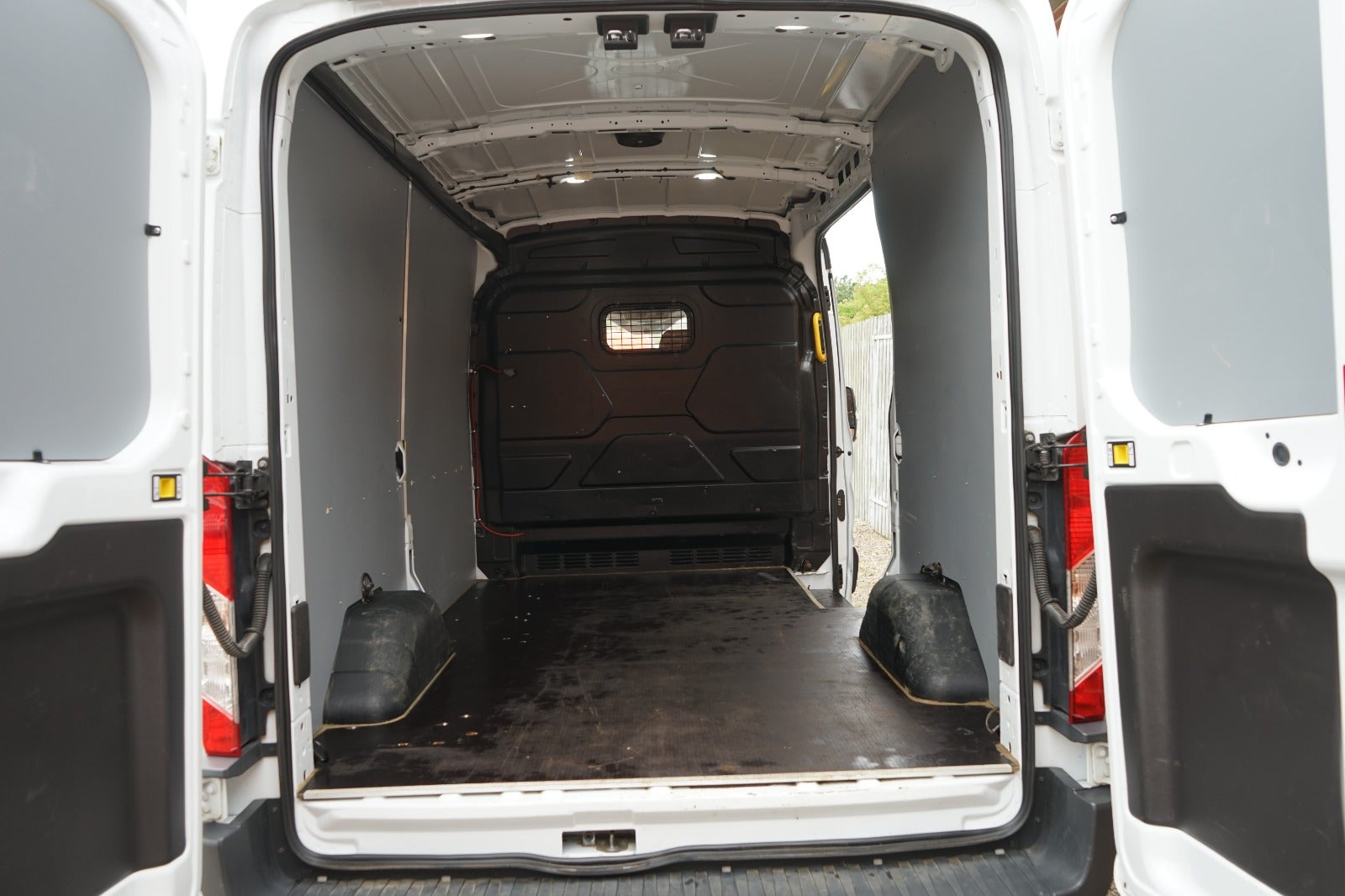 Billede af Ford Transit 350 L2 Van 2,0 TDCi 130 Trend H2 RWD