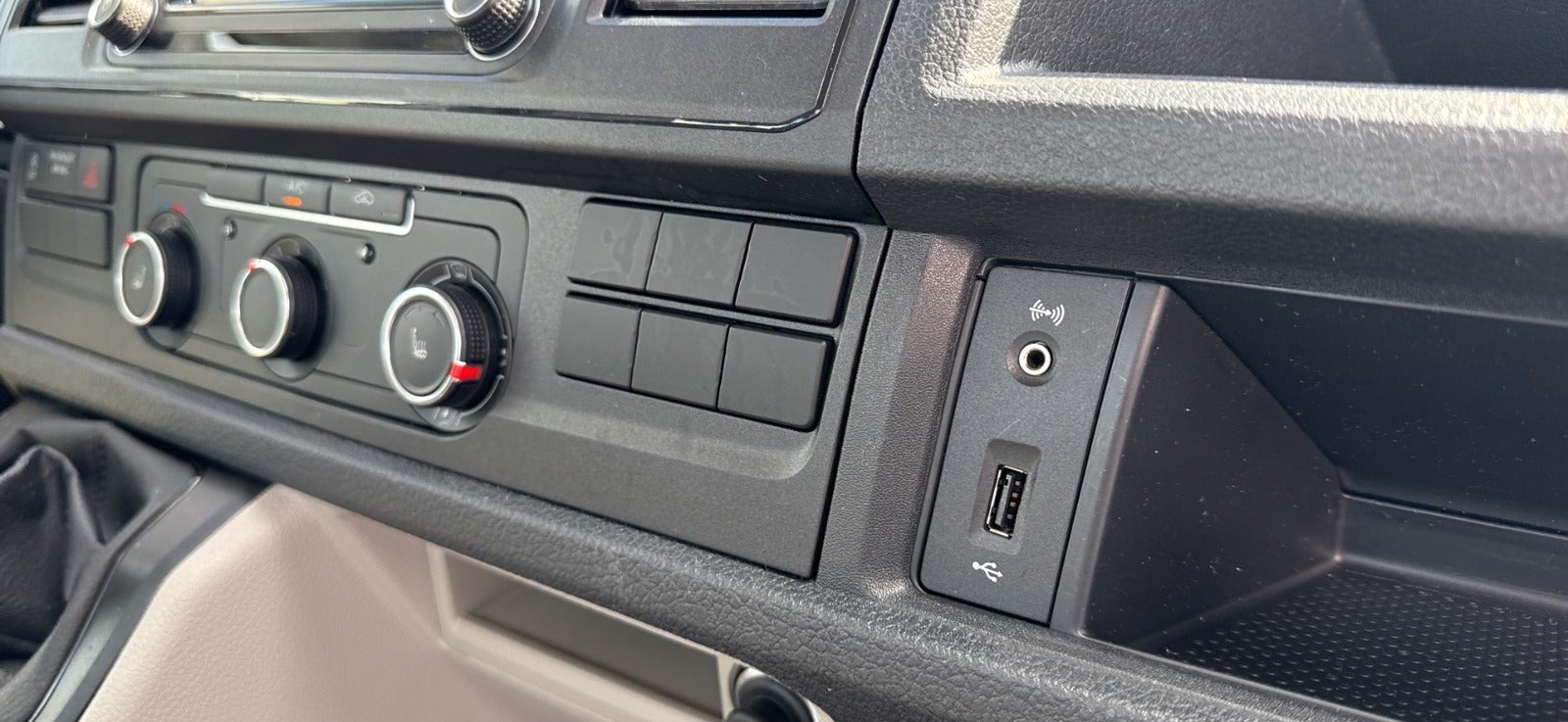 Billede af VW Transporter 2,0 TDi 150 Ladvogn lang