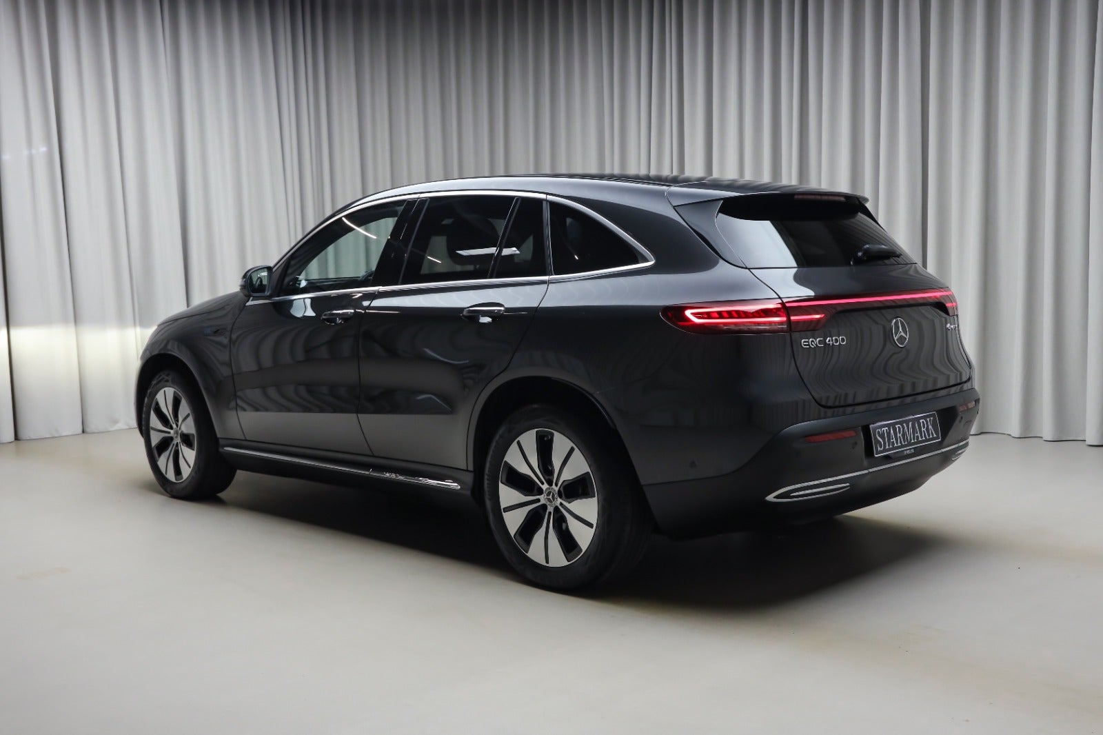 Mercedes-Benz EQC 400 (3/8)