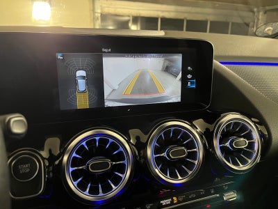 Mercedes EQA300 Progressive 4Matic Van