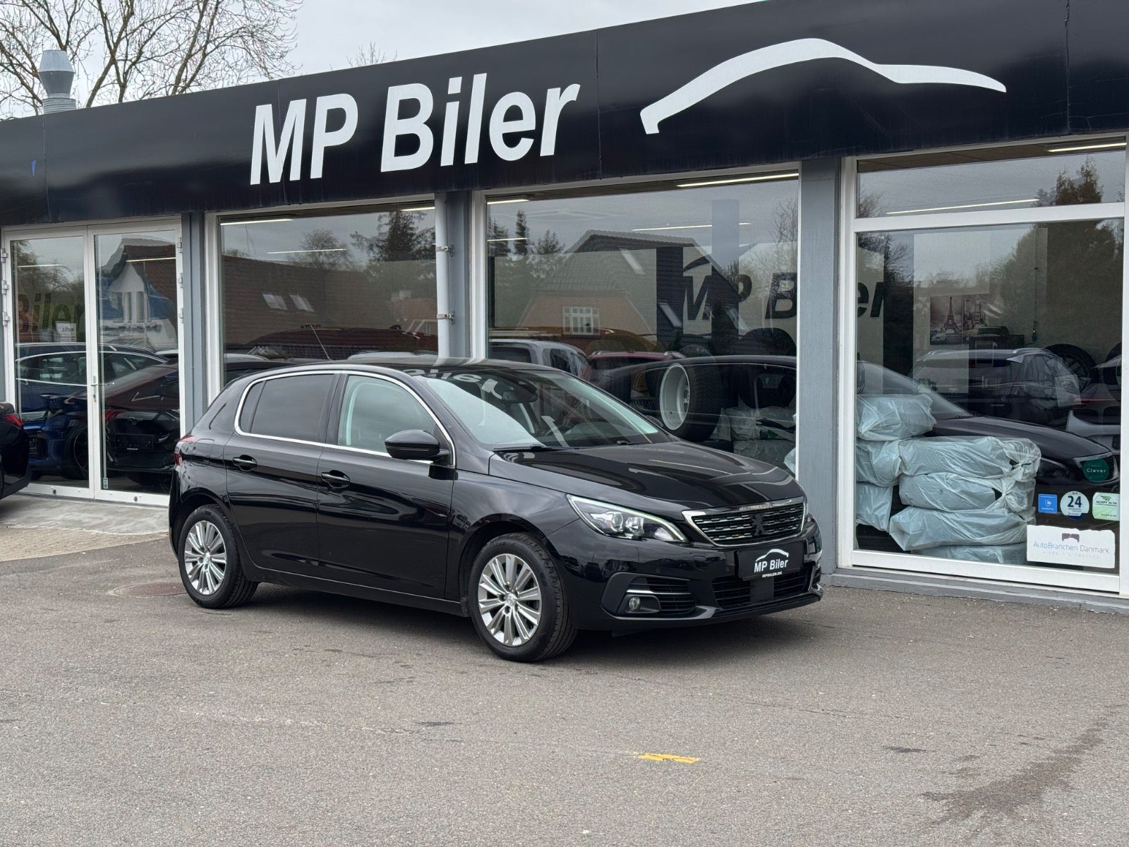 Billede af Peugeot 308 1,6 BlueHDi 120 Allure Sky