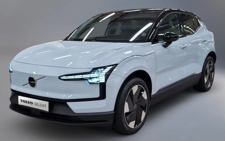 Volvo EX30 Extended Range Plus