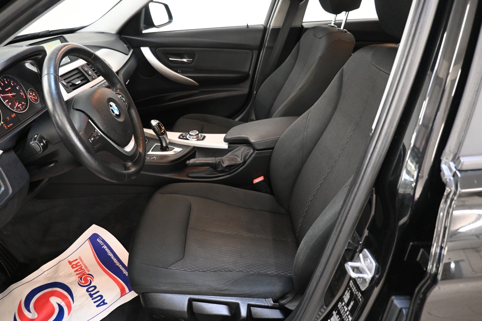 BMW 318i Touring aut.