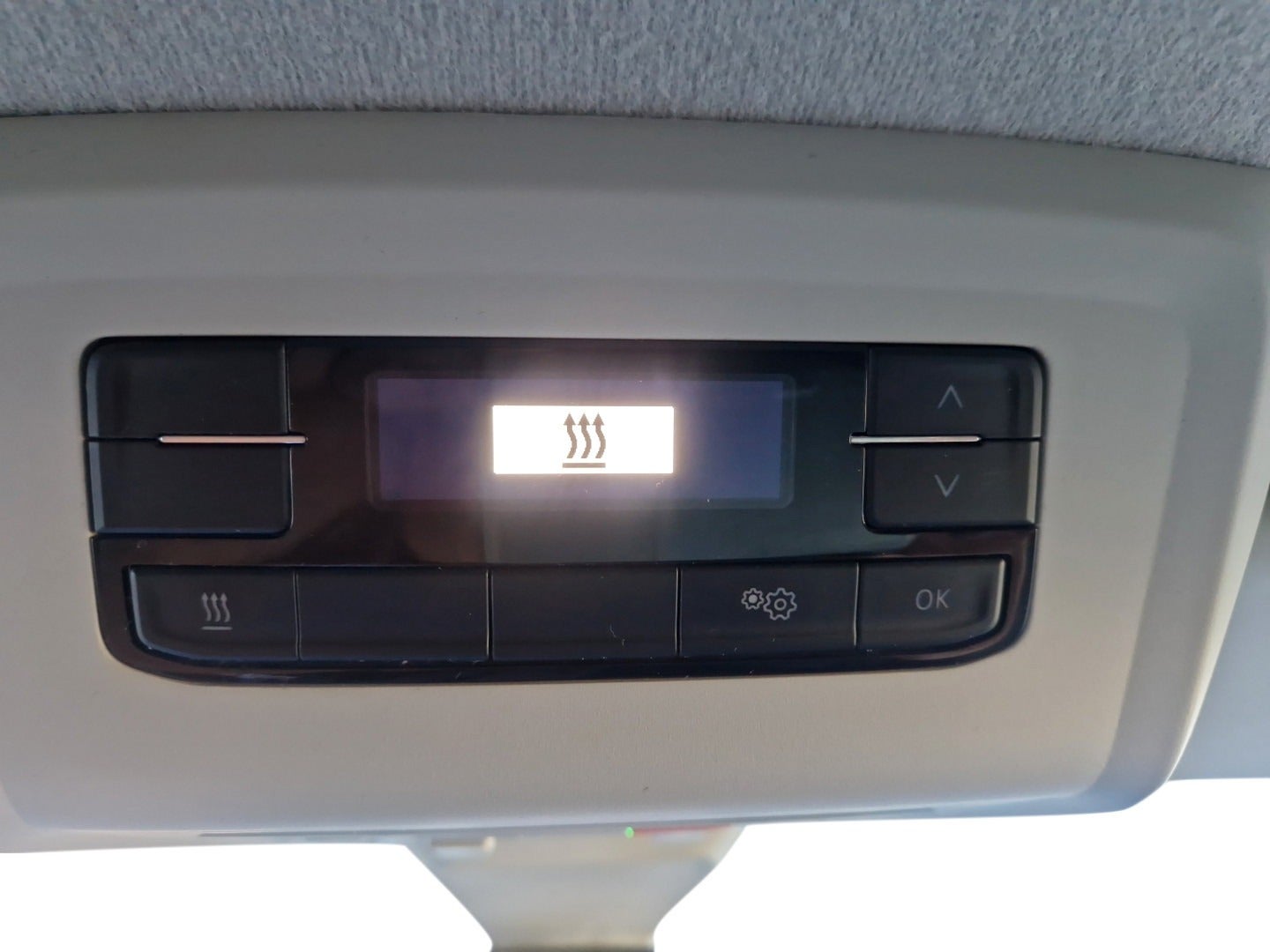 Billede af VW Transporter 2,0 TDi 110 Kassevogn lang