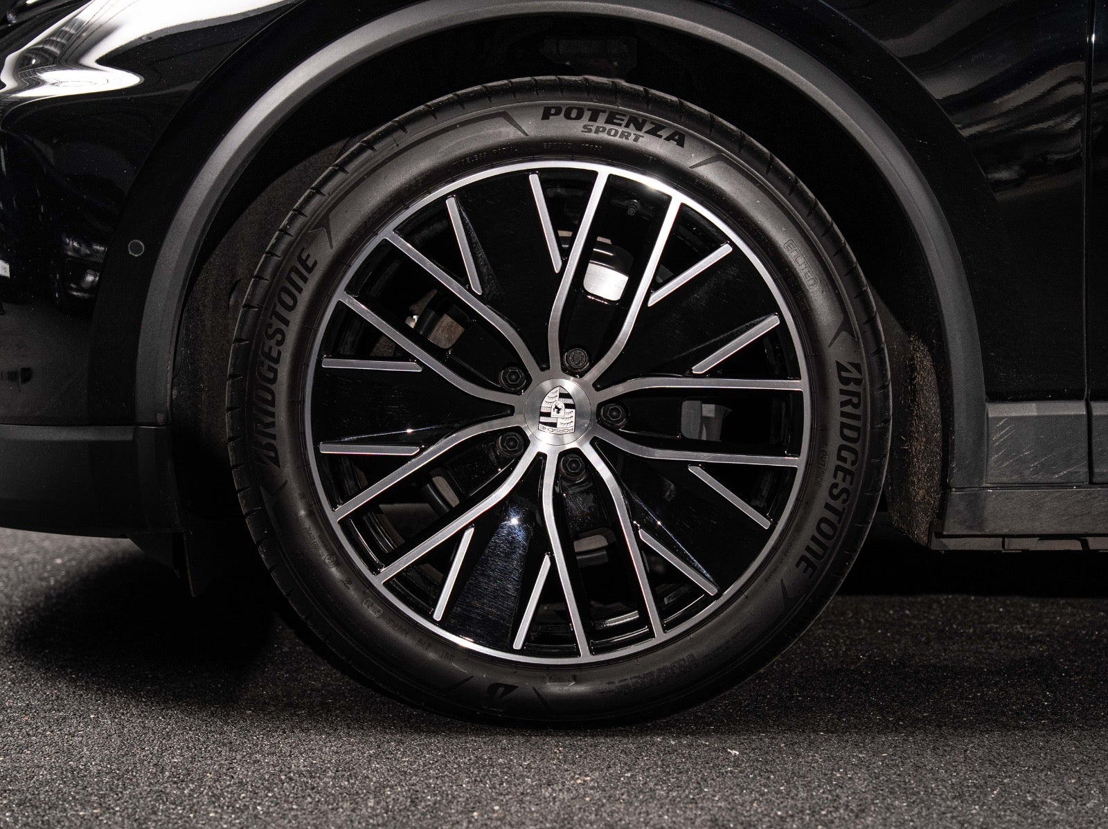 Gallery image 5 of 18