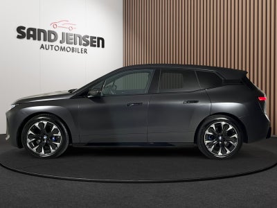 BMW iX xDrive45 M-Sport