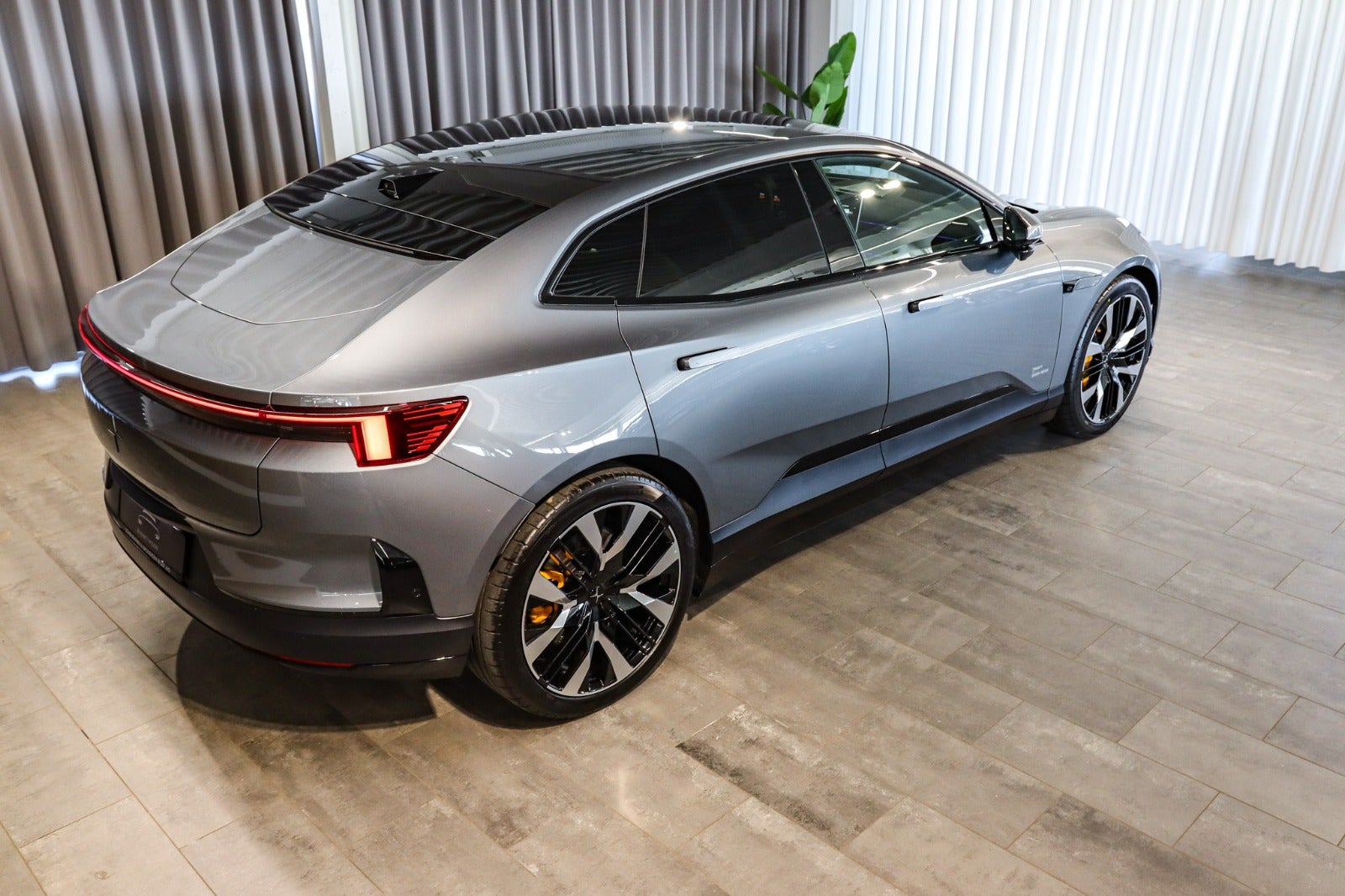 Billede af Polestar 4  Long Range Performance Nordic Edition AWD