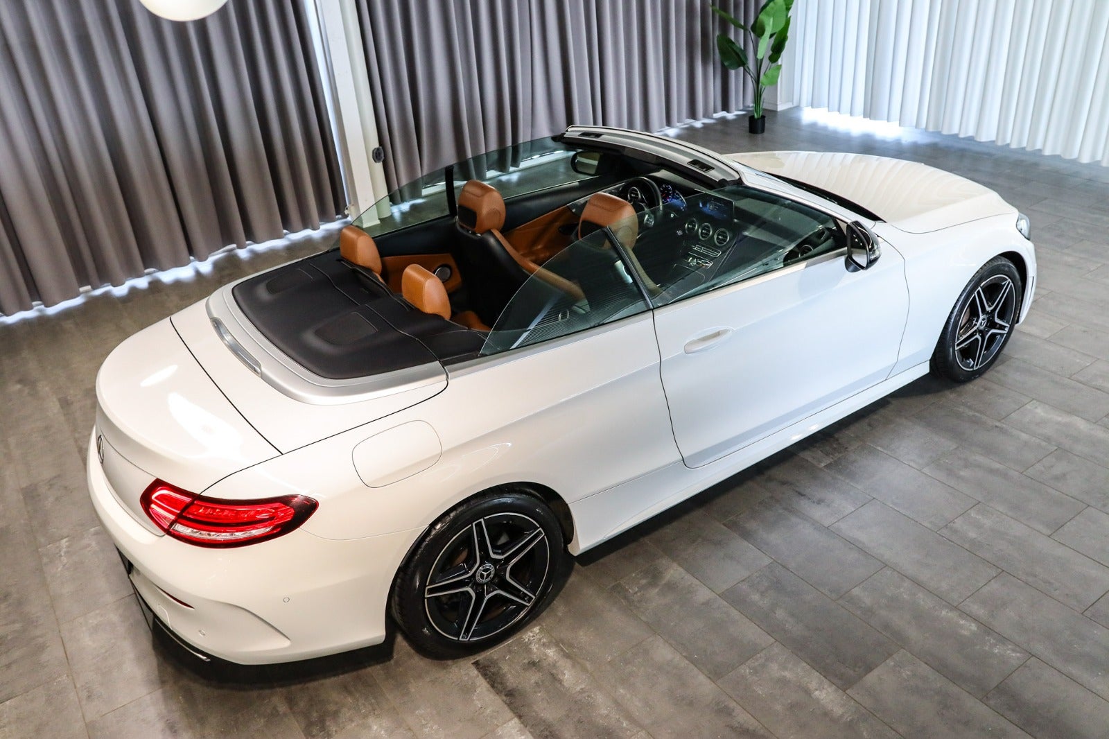 Billede af Mercedes C300 2,0 AMG Line Cabriolet aut.