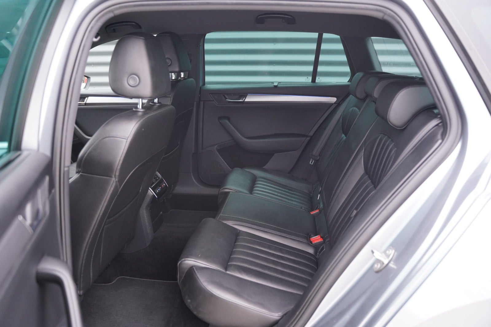 Billede af Skoda Superb 2,0 TDi 190 Style Combi DSG 4x4