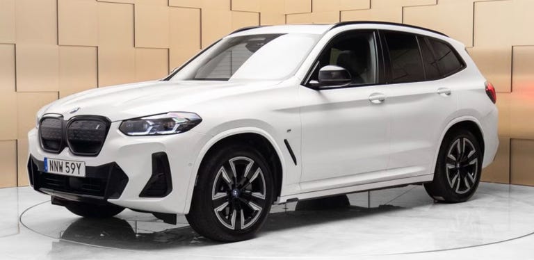 BMW iX3 Charged M-Sport