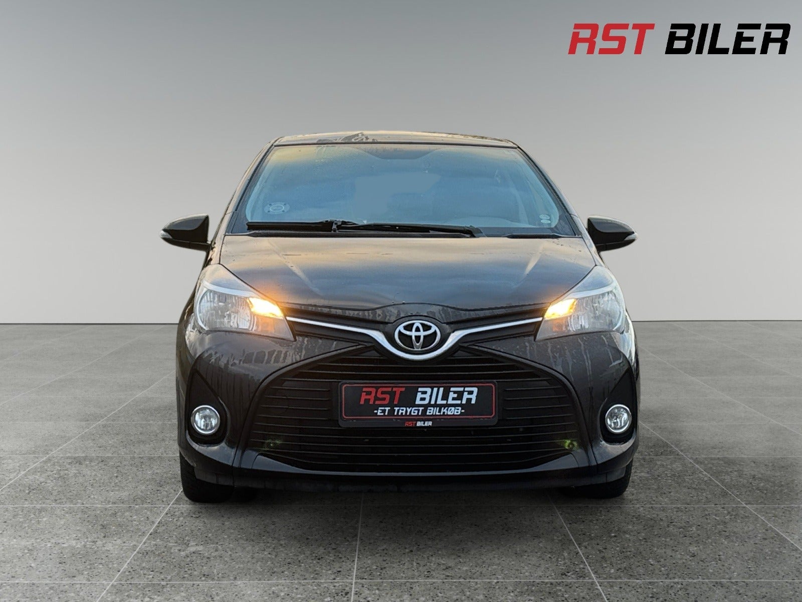 Toyota Yaris 2016