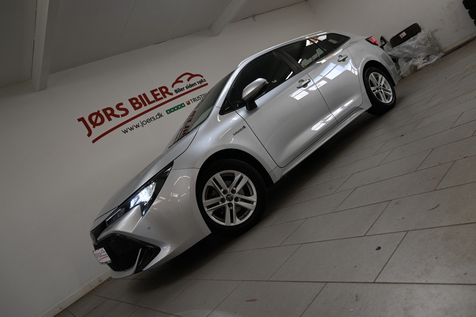 Toyota Corolla Hybrid H3 Smart Touring Sports MDS