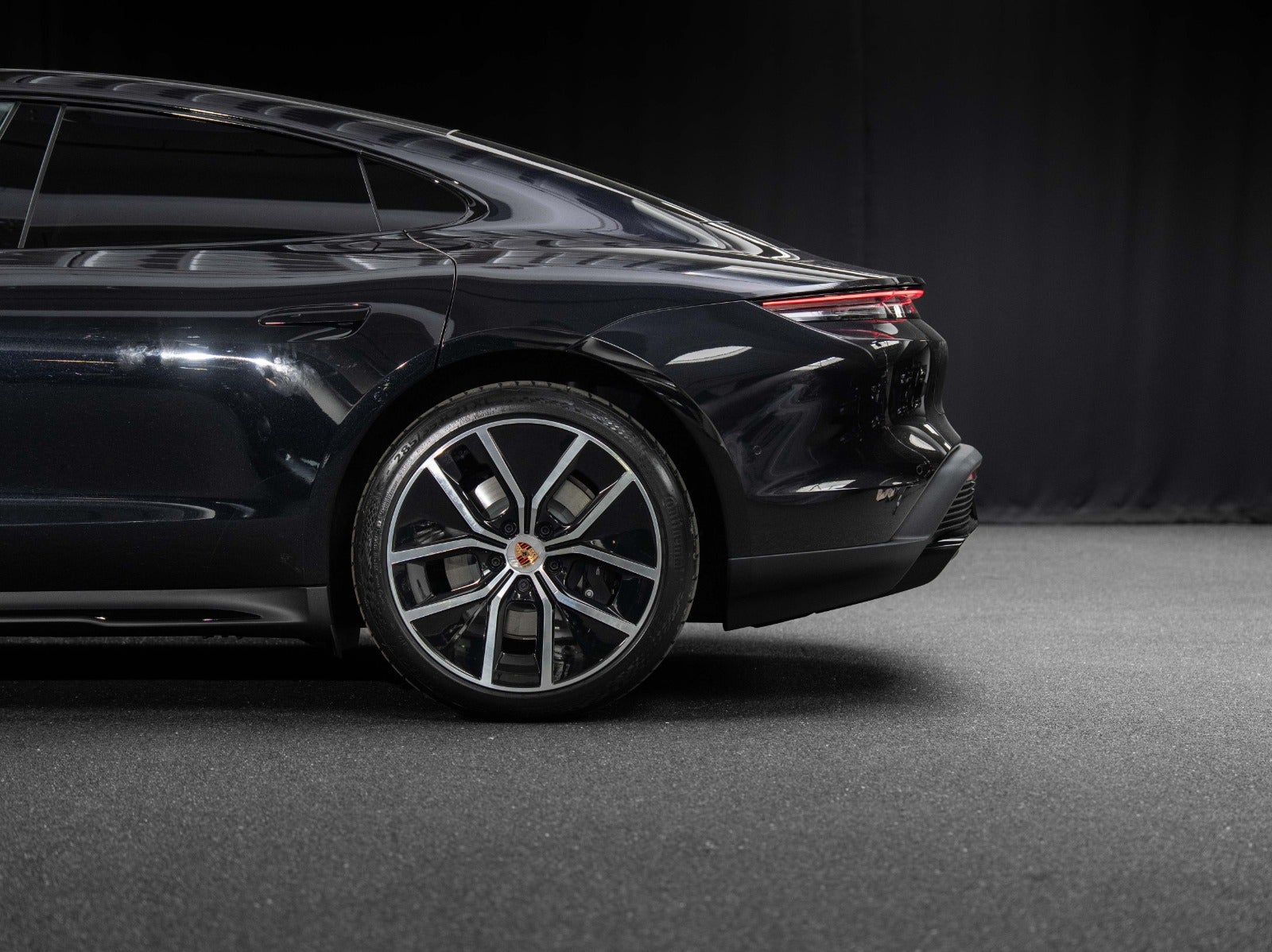 Gallery image 5 of 20