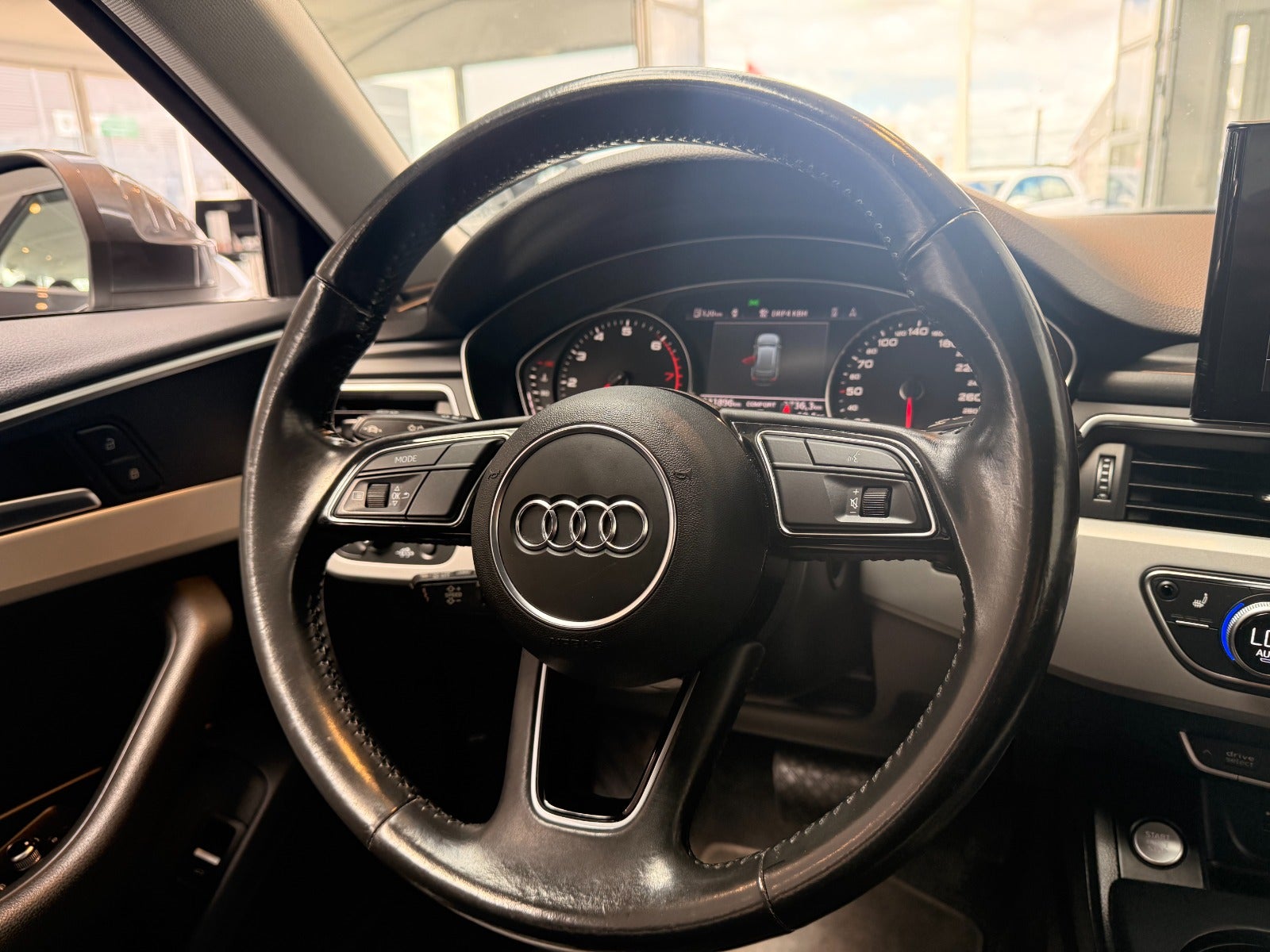 Billede af Audi A4 40 TFSi S-line Prestige Tour plus Avant S-tr.