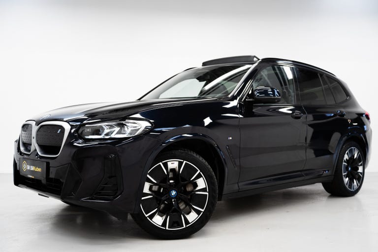 BMW iX3 Charged Plus M-Sport
