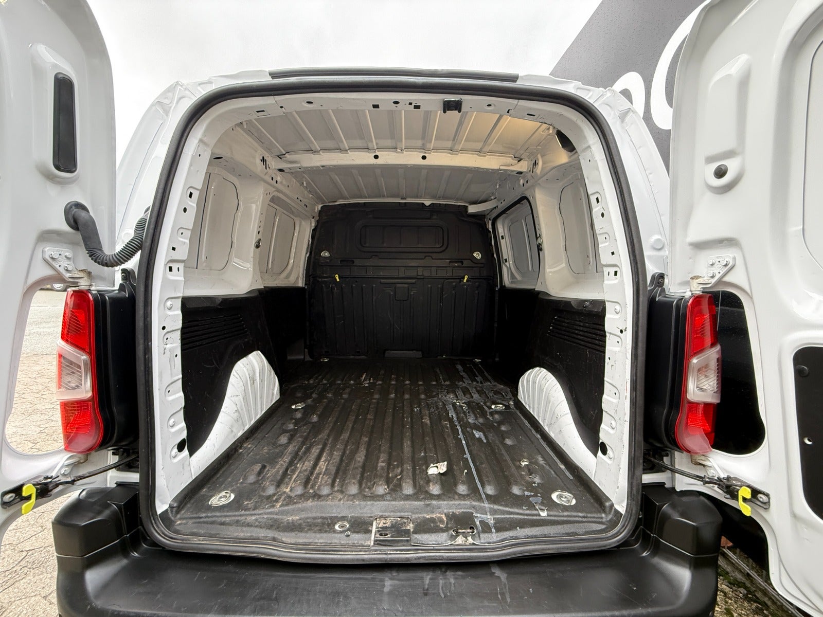 Opel Combo D 102 Enjoy L1V1