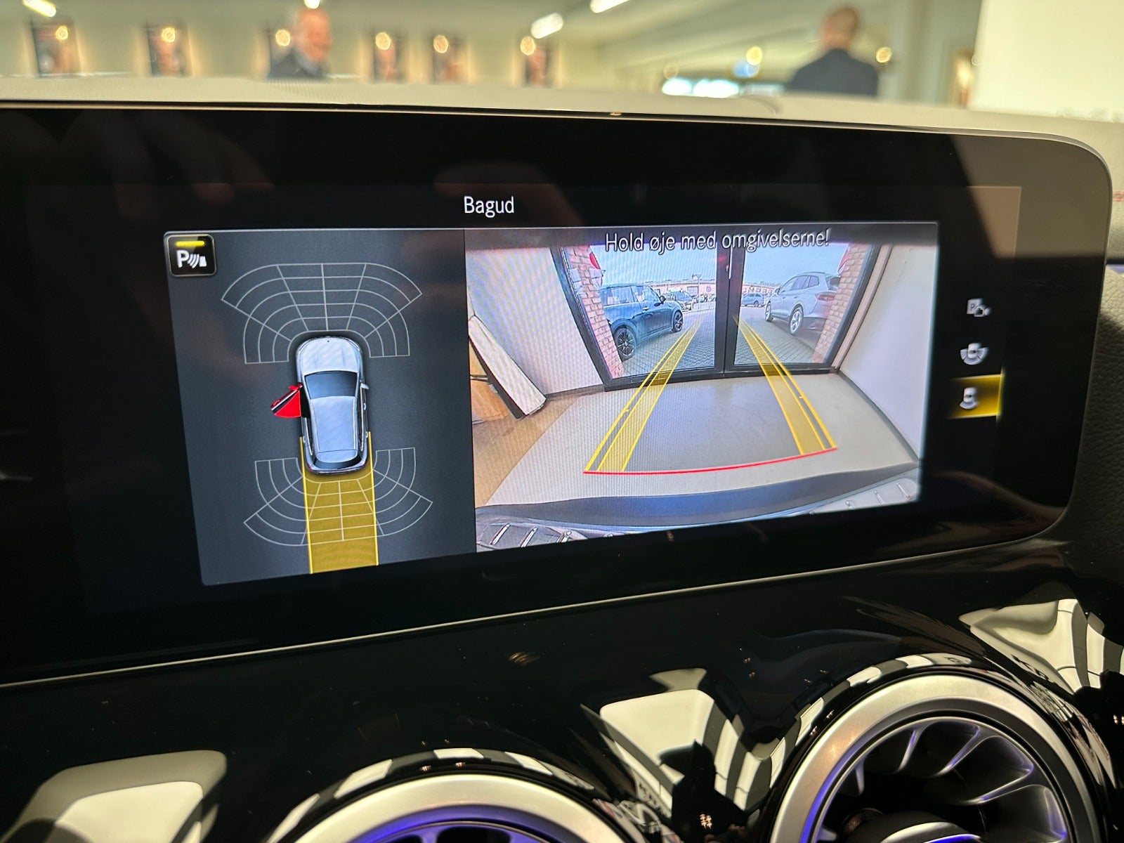 Billede af Mercedes EQA350  AMG Line 4Matic