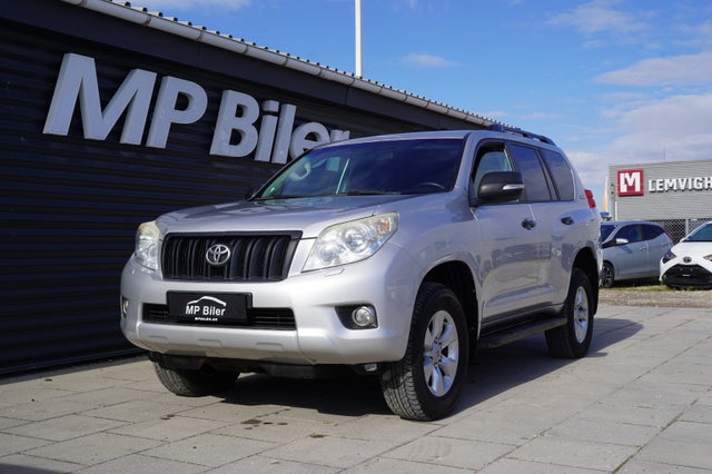 Toyota Land Cruiser 3,0 D-4D T3 aut. Van