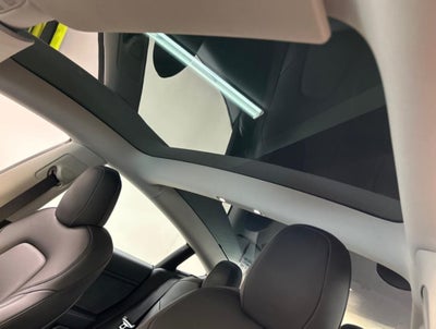 Tesla Model 3 RWD billede 2