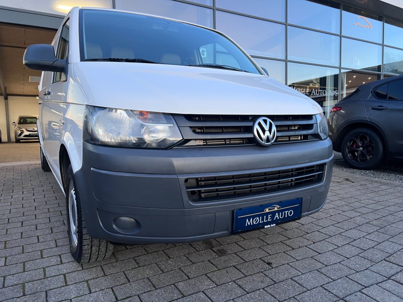 Billede af VW Transporter 2,0 TDi 140 Kombi lang DSG