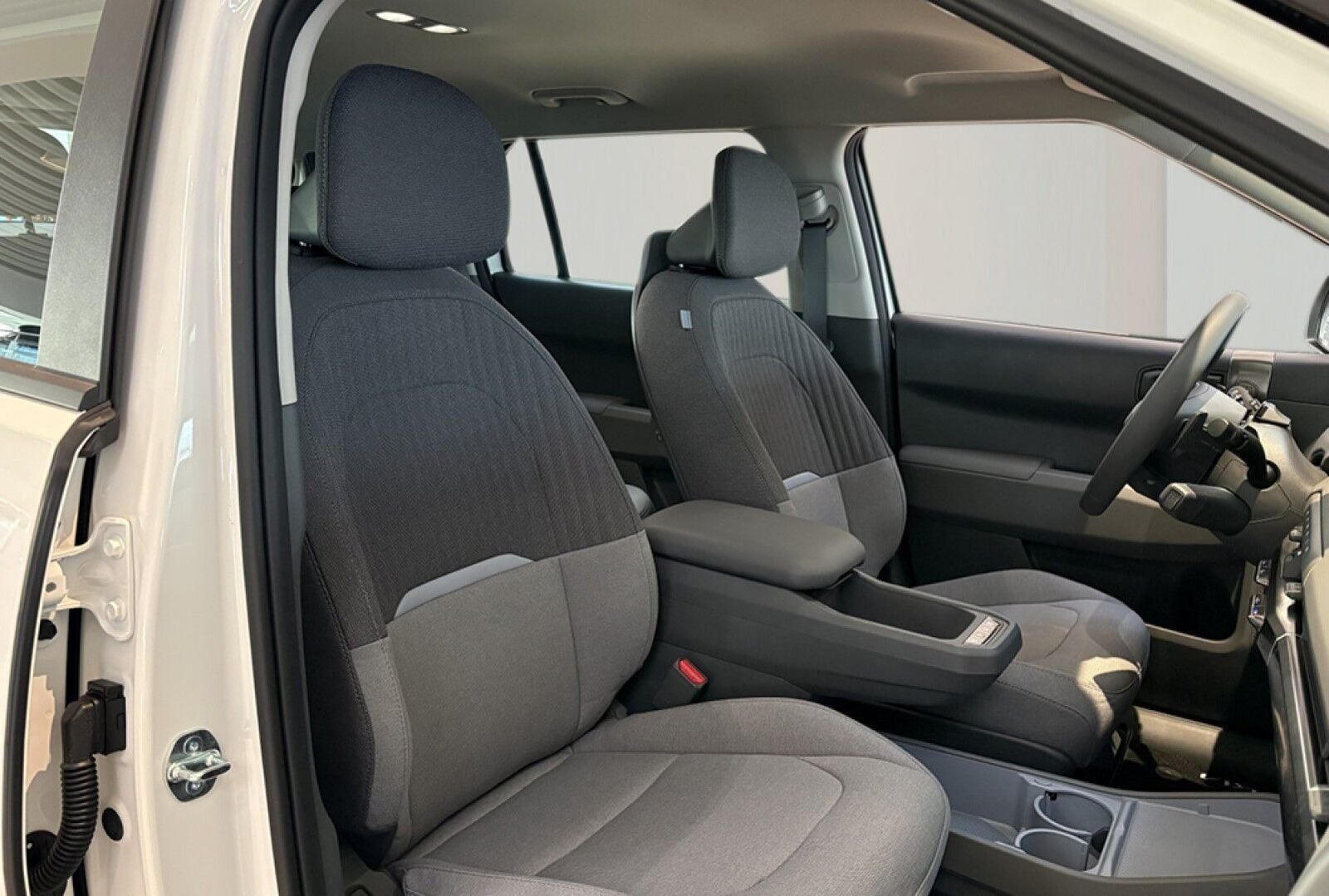 Kia EV3 Long Range Access