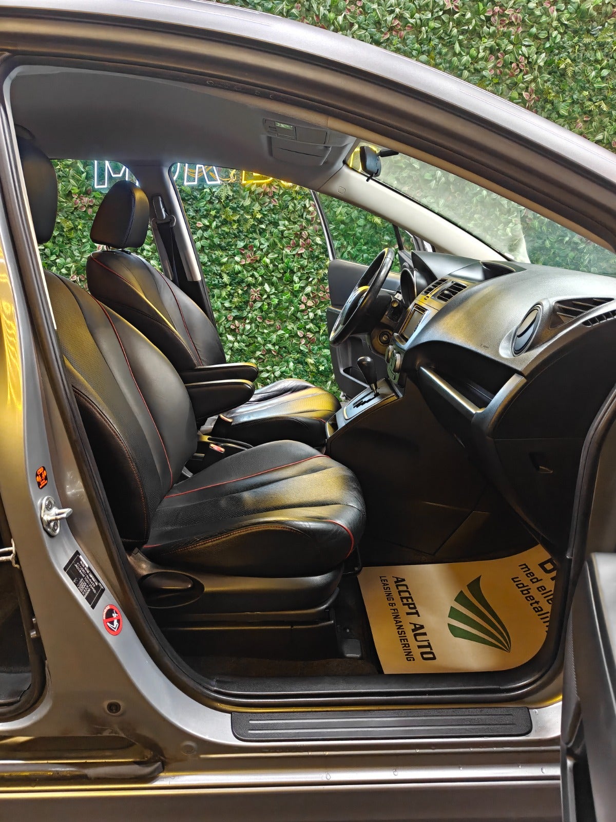 Billede af Mazda 5 2,0 Sport aut. 7prs