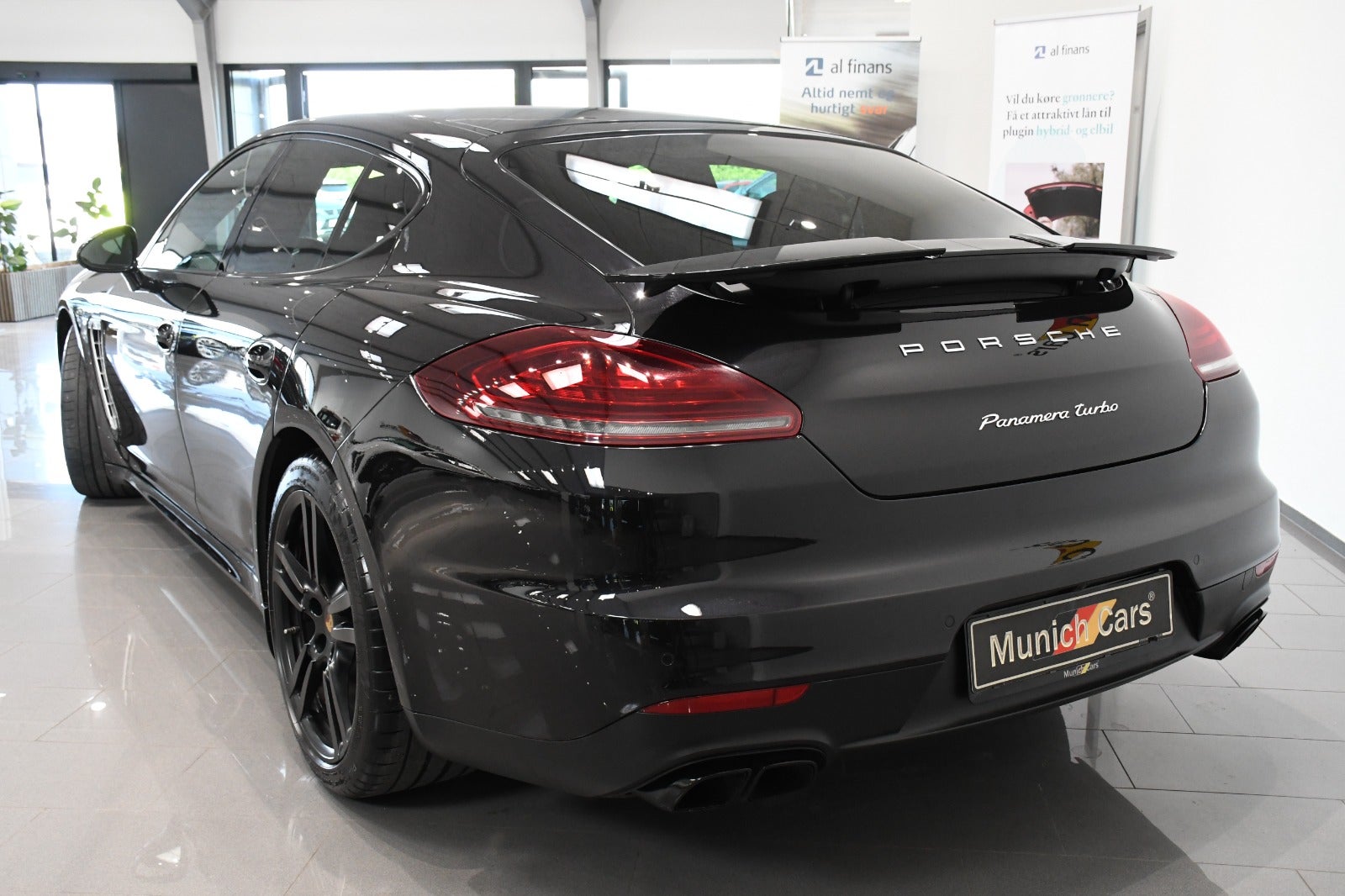 Porsche Panamera Turbo 2013