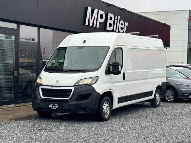 Peugeot Boxer 335 2,2 BlueHDi 140 L3H2 Premium