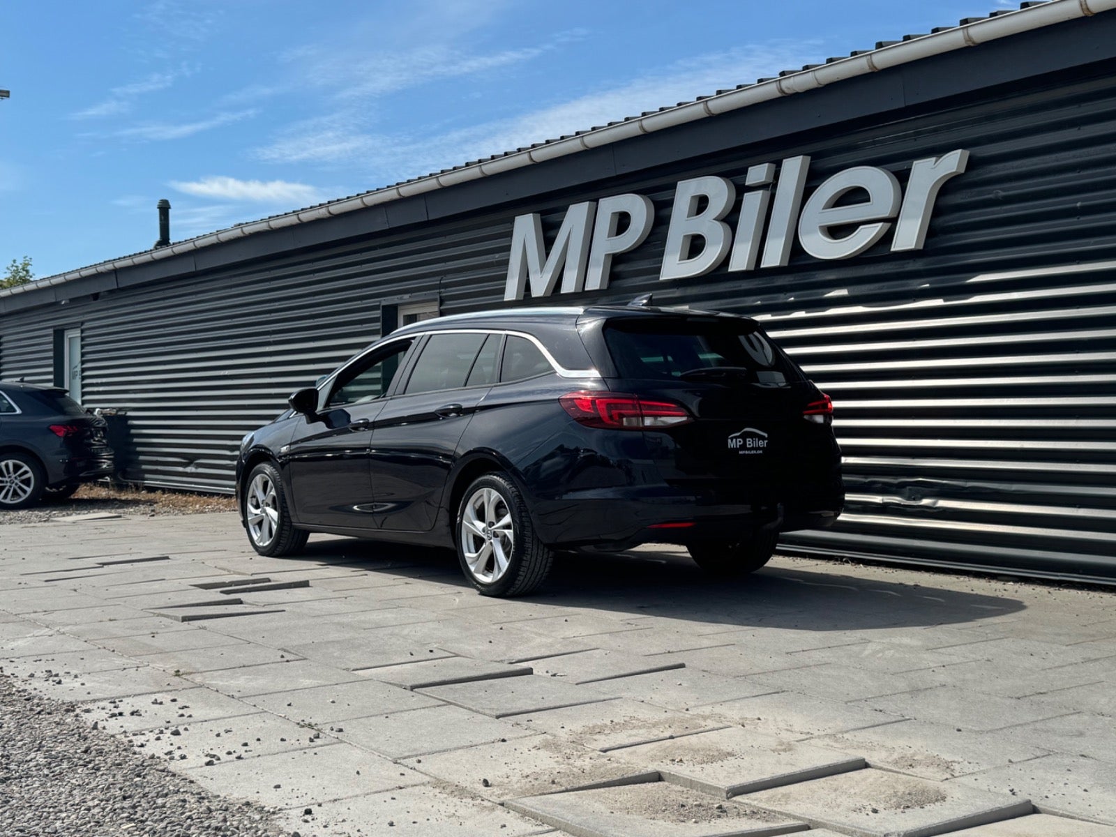 Billede af Opel Astra 1,4 T 150 Dynamic Sports Tourer