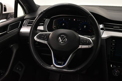 VW Passat GTE Variant DSG