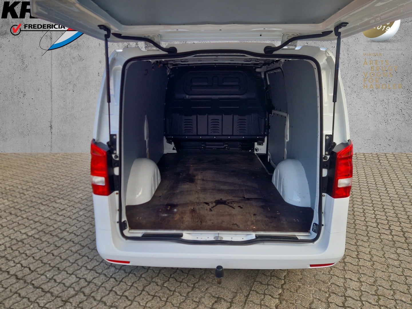 Billede af Mercedes Vito 114 2,2 CDi Kassevogn aut. L