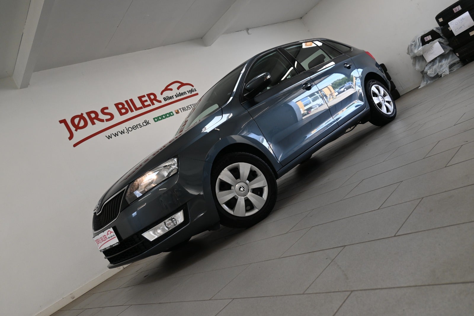 Skoda Rapid TSi 90 Ambition Spaceback DSG