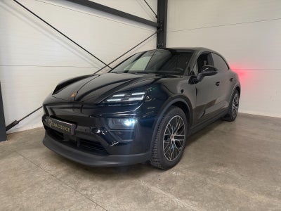 Porsche Macan   5d