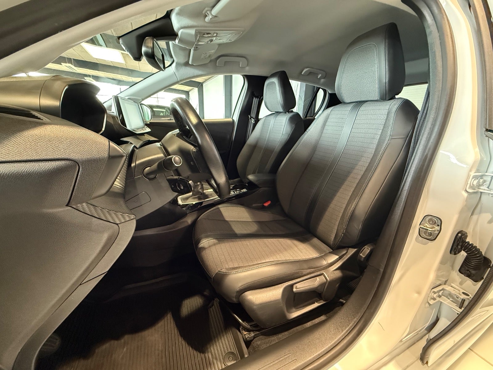 Billede af Peugeot 208 1,2 PureTech 100 Evolution
