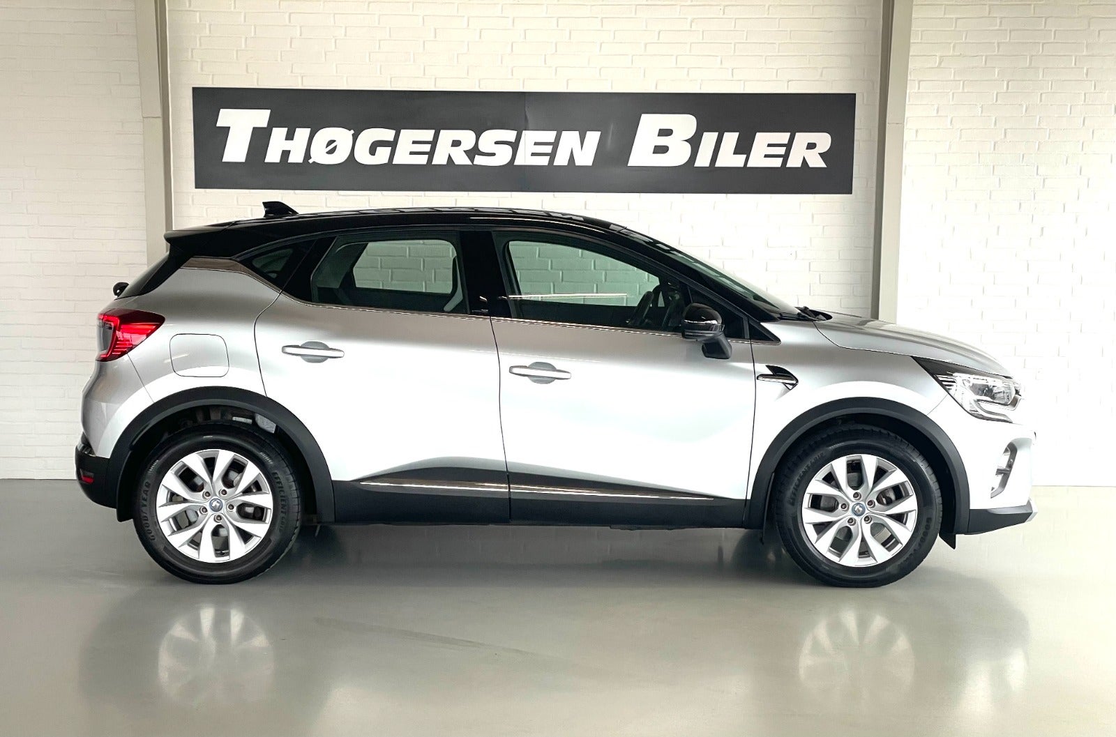 Billede af Renault Captur 1,6 E-Tech Intens