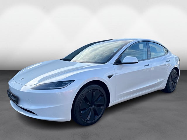 Tesla Model 3 RWD