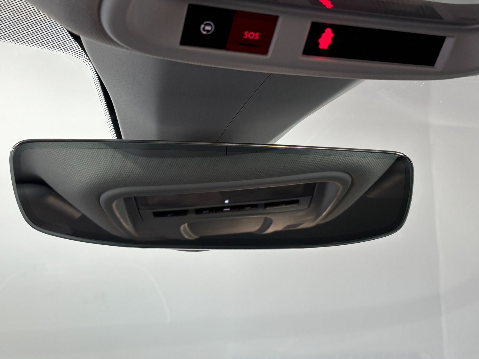 Billede af Opel Grandland 1,6 Hybrid Ultimate aut.
