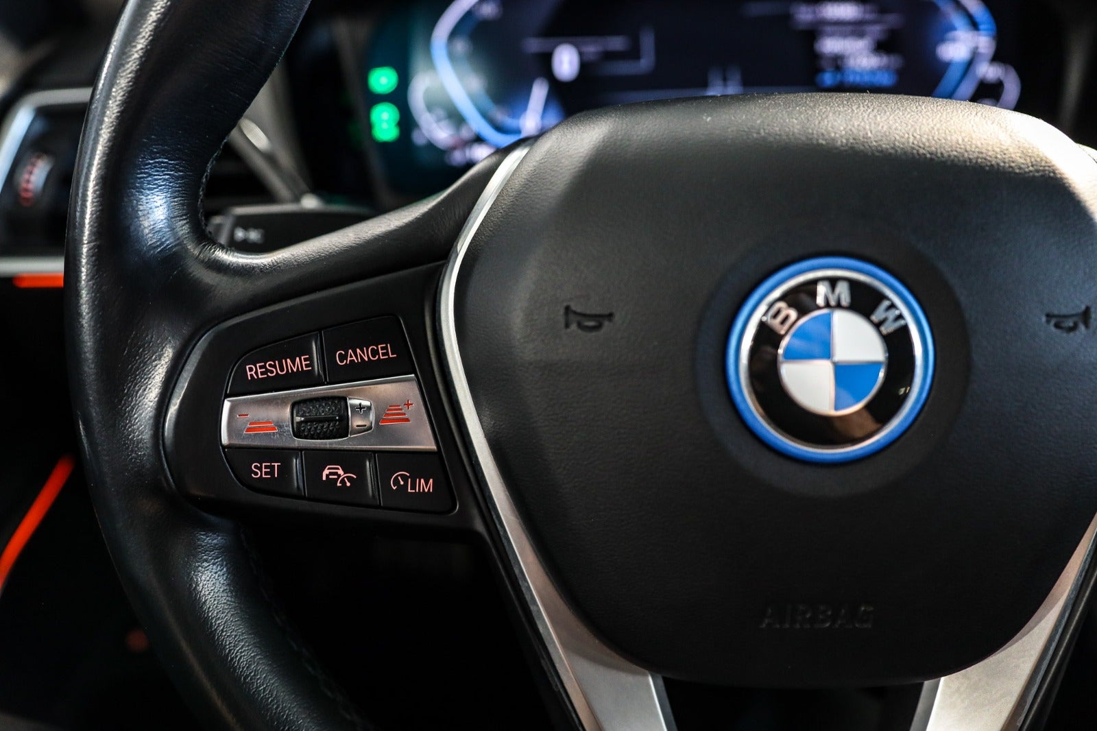 Billede af BMW 330e 2,0 Touring Sport Line aut.