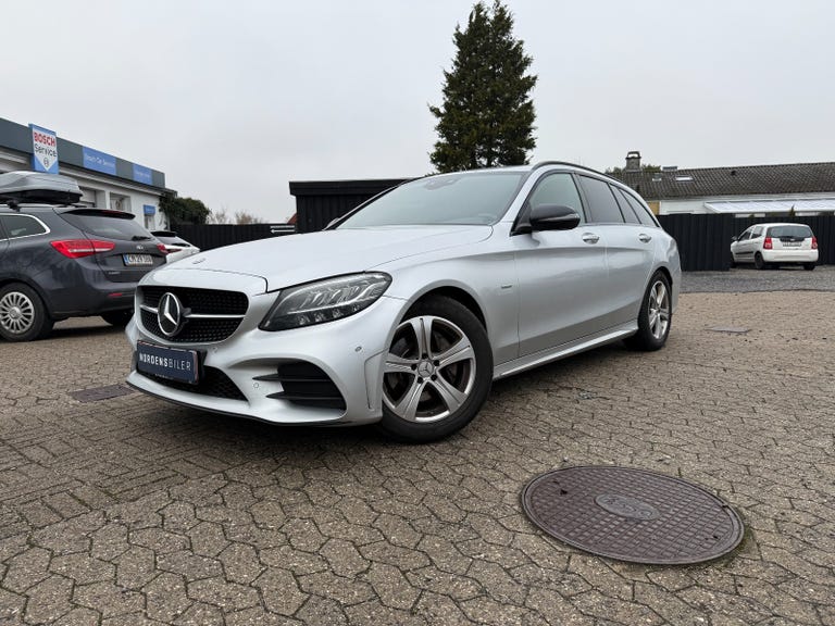 Mercedes C220 d AMG Line Night Edition stc. aut.