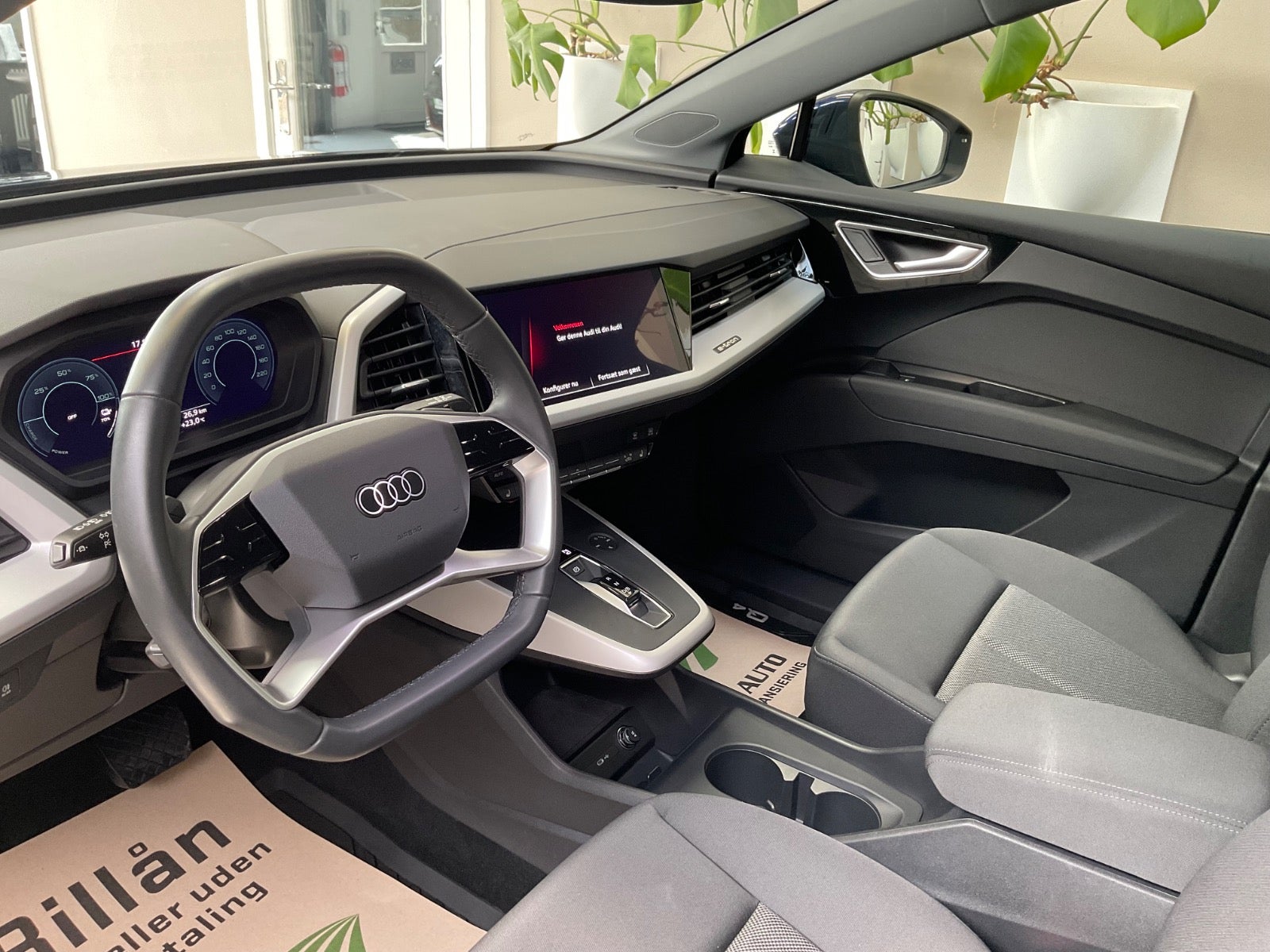 Audi Q4 e-tron 45 5d - 10