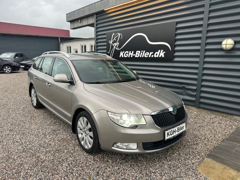 Skoda Superb TDi 170 Elegance Combi DSG