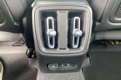Volvo XC40 P6 ReCharge Pro