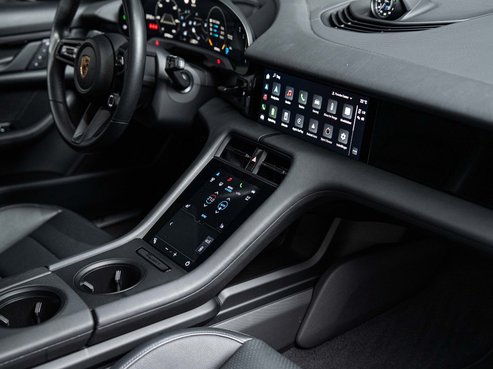 Gallery image 15 of 17