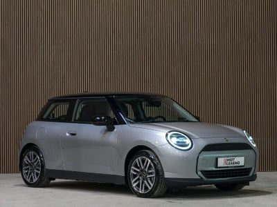 MINI Cooper E  Classic Trim S 3d