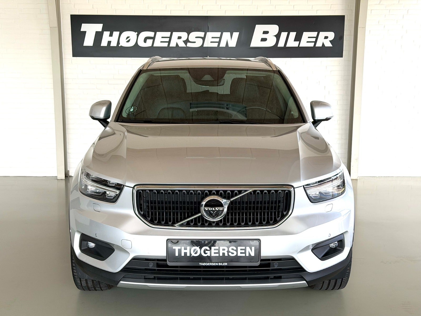 Billede af Volvo XC40 2,0 D4 200 Momentum Polestar aut. AWD