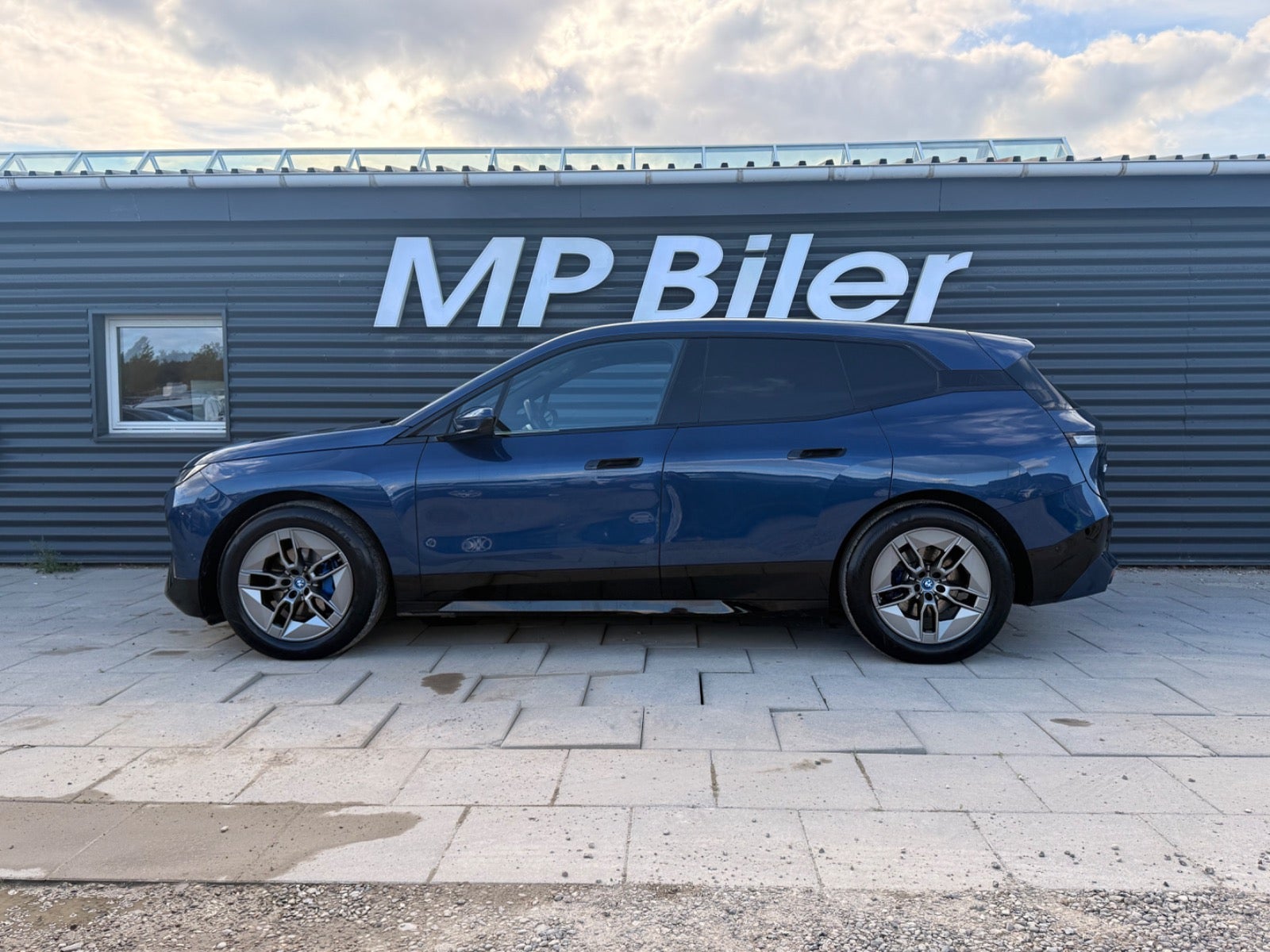 Billede af BMW iX xDrive40